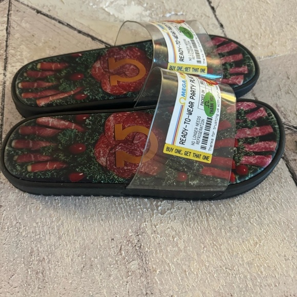 Meow Wolf Omega Mart Party Platter Slides Unisex Ready to Wear Slipper Sz 9.5 - Picture 5 of 13